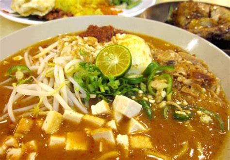 This noodle dish is commonly enjoyed across malaysia, indonesia and singapore. Resepi Mee Rebus Johor Asli | Kongsi Resepi Mee Terkini ...