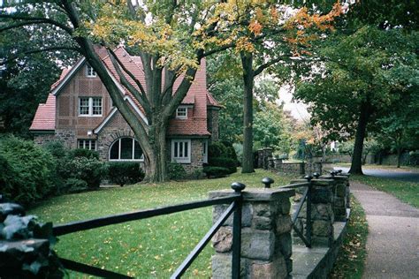 21 New York City Secrets You Didnt Know Existed Forest Hills Gardens