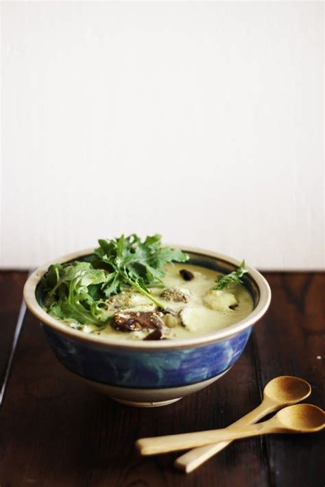Maybe you would like to learn more about one of these? RAW VEGAN CURRY with MARINATED MUSHROOMS & ONIONS | Raw ...