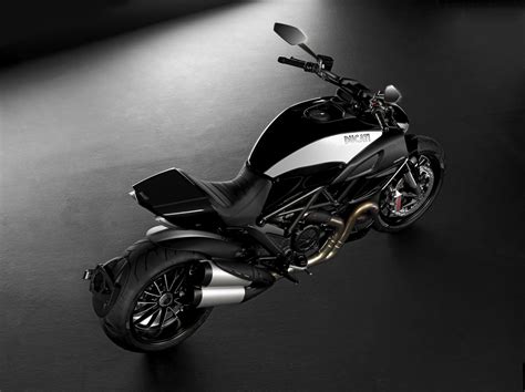 Ducati Diavel Cromo Adds Bling To The Devil Asphalt And Rubber