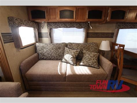 Fun town rv was founded in 2010 and has grown substantially over the last ten years. Used 2016 Forest River RV Flagstaff Super Lite 27VRL ...