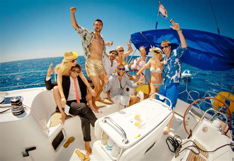The 10 Best Party Islands In The World Luxury Yacht Party Yacht Yacht Party