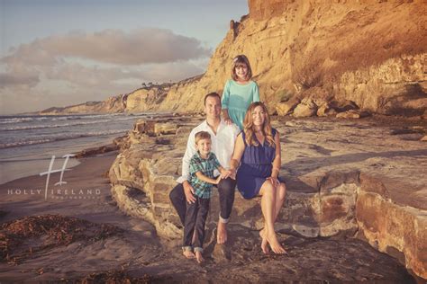 Fall family photo ideas and inspiration christmas card photos #familyphotos #photography. San Diego Family Beach Photographer | Holly Ireland ...