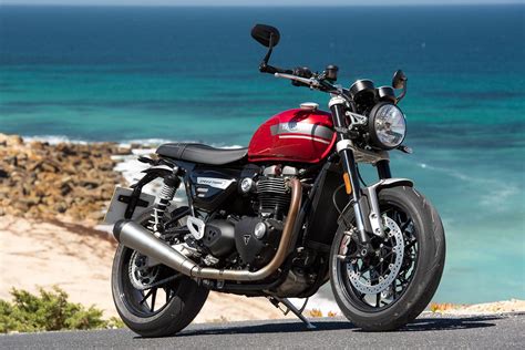 Triumph Speed Twin 1200 2019 On Review