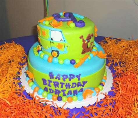 I Heart Cakes Scooby Doo Theme Cake