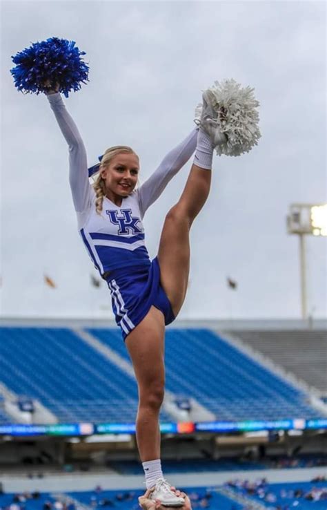 Pin By Long Hunter On Kentucky Dance Team And Cheerleaders Sexy