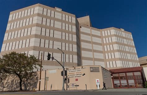 La County To Treat Severely Mentally Ill Inmates In The Twin Towers