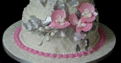 Sugarcraft By Soni Three Tier Wedding Cake Silver Leaves And Pink Flowers