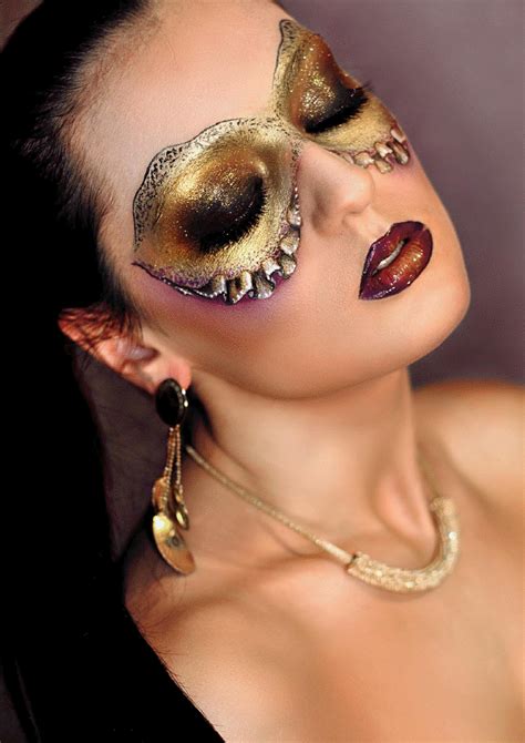 Make Up School Ultra Style Fxcreative Makeup In 2019 Masquerade