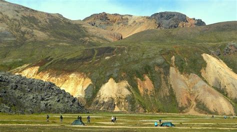 Landmannalaugar A Geothermal Tour With Breathtaking Rhy