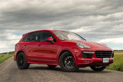 Closer Look At The 2016 Porsche Cayenne Gts Tractionlife