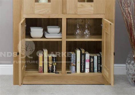 Hadleigh Solid Oak Chunky 2 Door Bookcase Edmunds And Clarke Ltd