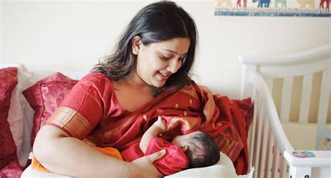 Nurse Comes To Rescue Of Newborn Whose Mother Wasnt Lactating
