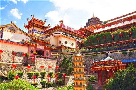 Top 15 BEST Places to Visit in Malaysia