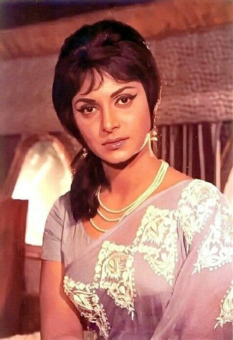waheeda rahman indian bollywood actress vintage bollywood indian film actress bollywood