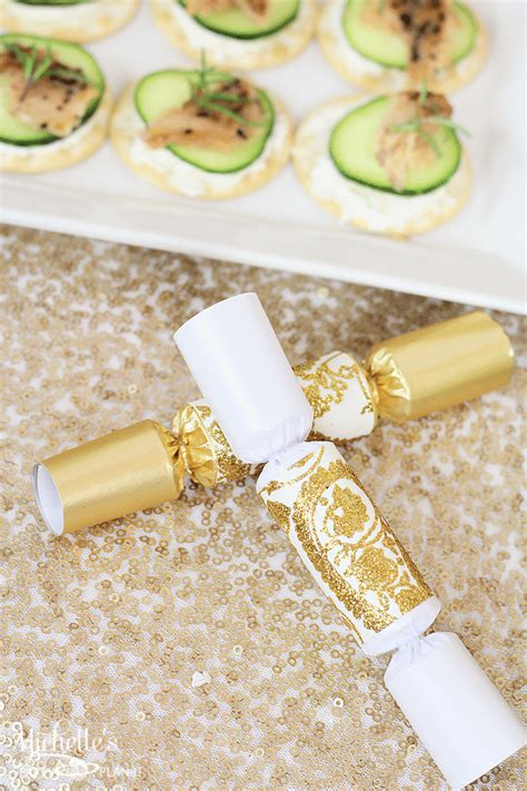 How To Make Easy New Years Eve Party Favors Michelles Party Plan It