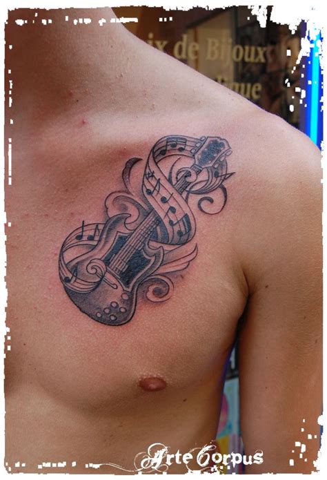 tatouage guitare pectoral arte corpus tatouage guitare tatouage rock tatouage