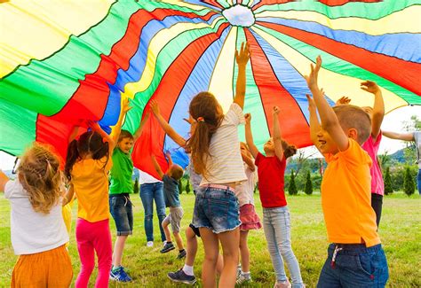 6 Fun Parachute Games That Your Child Will Love To Play