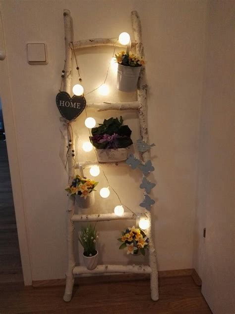 Du kannst online oder in einem einrichtungshaus in deiner nähe einkaufen. Leiter mit frühlingshafter Deko... | Frühling | Pinterest ...