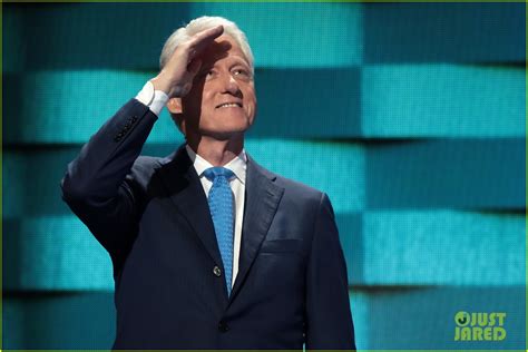 Bill Clinton Talks About Meeting Hillary In Dnc Speech Video Photo
