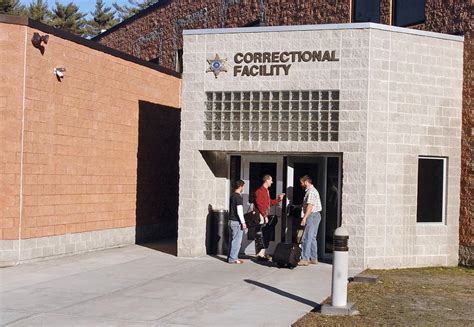 Warren County Leaders Work To Deal With Jail Overcrowding