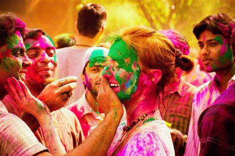 Farben And Frühling 19 Bunte Bilder Vom Holi Festival In Indien