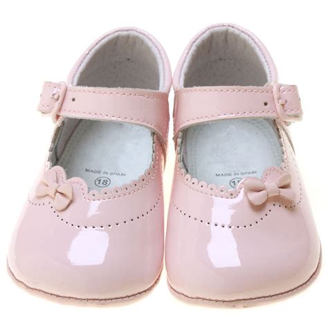Baby Girls Pink Patent Pram Shoes With Flowers | Cachet Kids