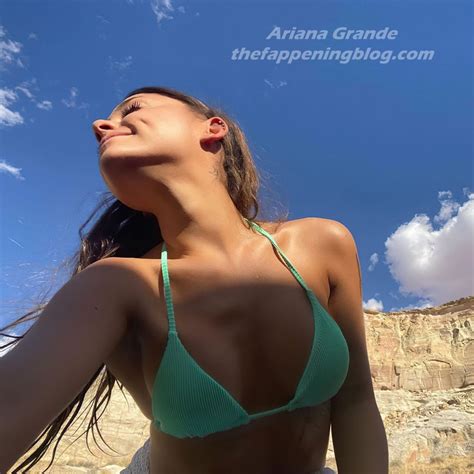 Ariana Grande Hot 2 New Photos Thefappening