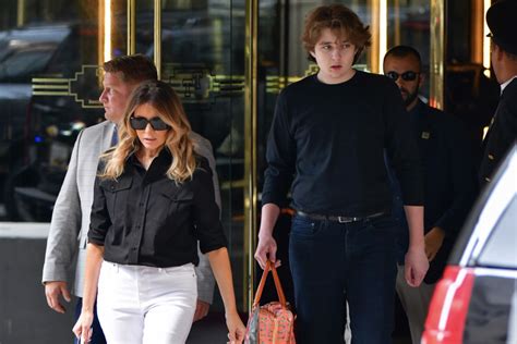 Barron Trump Spotted For The First Time In A While And The Kid Is Now A Giant
