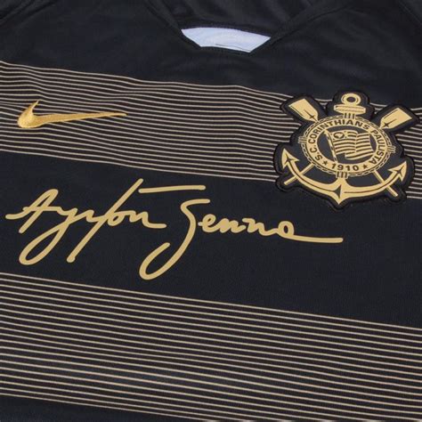 Completa las omisiónes con la forma adecuada de las palabras. Camiseta Corinthians Ayrton Senna 2018-19 x Nike - CDC