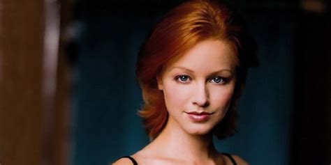 lindy booth nobel son