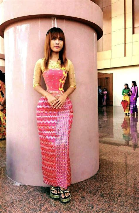 Myanmar Girl Su Mo Mo Naing Maxi Dress Dresses Fashion