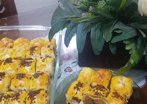 Kini, bolen pisang krisna sari sudah menembus pasar ritel dan memiliki toko sendiri. Resep Pisang bolen coklat keju oven tangkring oleh Nurul Fadila - Cookpad