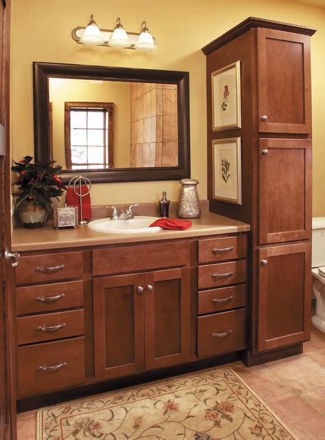Learn more about our cabinets, especially our starmark cabinetry by visiting our website and looking at the products that we can provide you and your home. StarMark Cabinetry Guest Bathroom in Maple - Traditional ...