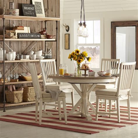 Shop compact dining sets at furniture village. Grafton Extending Round Dining Table | Nuevo hogar ...