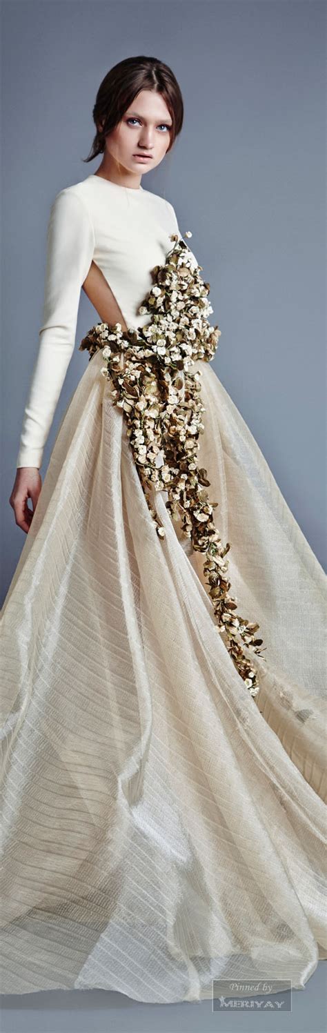 Genuine leather fully embroidered dress. Jean Louis Sabaji .2014. | Coutour dresses, Haute couture ...