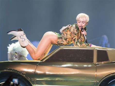 Miley Cyrus On Sex Symbol Sexism No One Would Have Ever Called Elvis