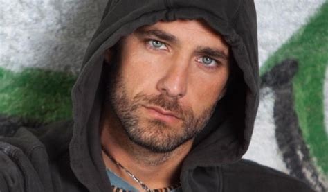 Quindi raoul bova sembra aver mantenuto un ottimo rapporto con i suoi figli avuti dal. Raoul Bova: immenso il dolore per l'addio a Chiara ...