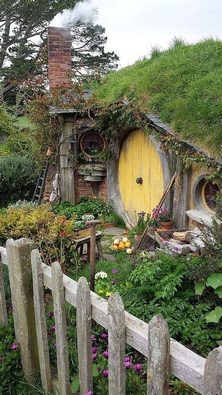Bilbo And Frodo Baggins Hobbit House New Zealand Part 1 Hobbit House