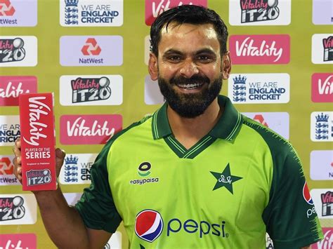 Mohammad Hafeez Eng Vs Pak 3rd T20i चौके छक्कों की बौछार 39 की उम्र में मोहम्मद हफीज ने खेल