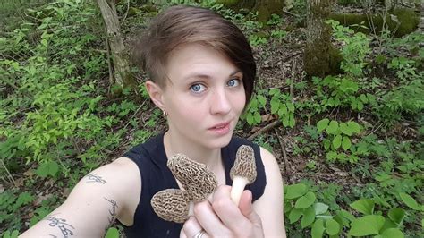 Morel Mushroom Hunting Tips How To Find Morels Youtube