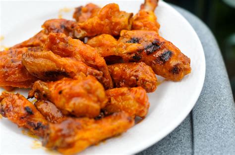 Deep fry those chicken wings. Ultimate Grilled Buffalo Wings :: The Meatwave
