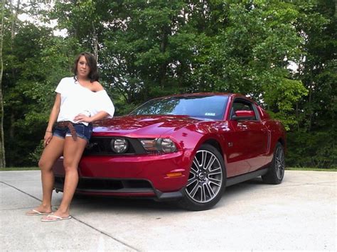 mustang girl monday summer finds her candy stangtv