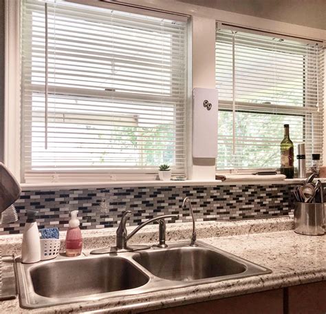 The sixth of our overall peel and stick kitchen backsplash ideas are quite unique. DIY Peel And Stick Glass Tile Backsplash With Kitchen Tile ...