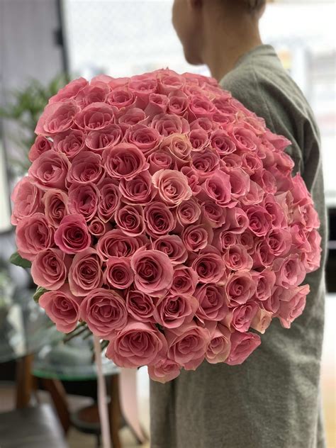 100 Pink Roses Bouquet In Miami Beach Fl Luxury Flowers Miami