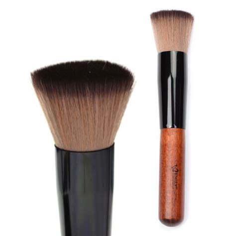 Useful Makeup Tips How To Apply Liquid Foundation With A Brush
