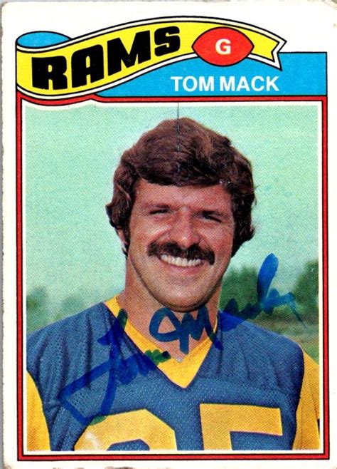 Tom Mack Autographed Football Card Los Angeles Rams Sc 1977 Topps 265