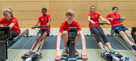 King's Rowers Set Their Sights High in Their Annual One 