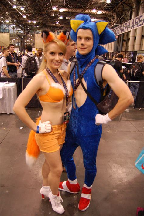 Sonic And Tails Costume Sonic Costume Costumes Cute Cosplay