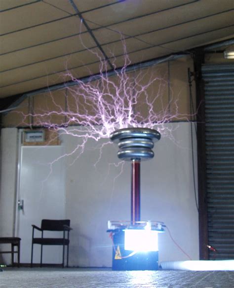 Tesla Coil Naked Scientists